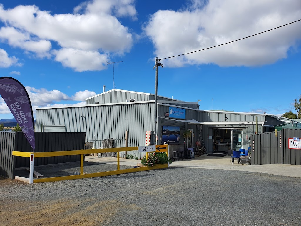 Blue Lagoon Oysters | 98 Bay Rd, Boomer Bay TAS 7177, Australia | Phone: 0438 535 756