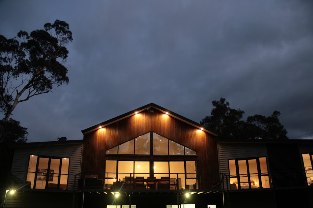 Northern Exposure Bright | lodging | 7 Kinchela crt, Bright VIC 3741, Australia | 0357592555 OR +61 3 5759 2555