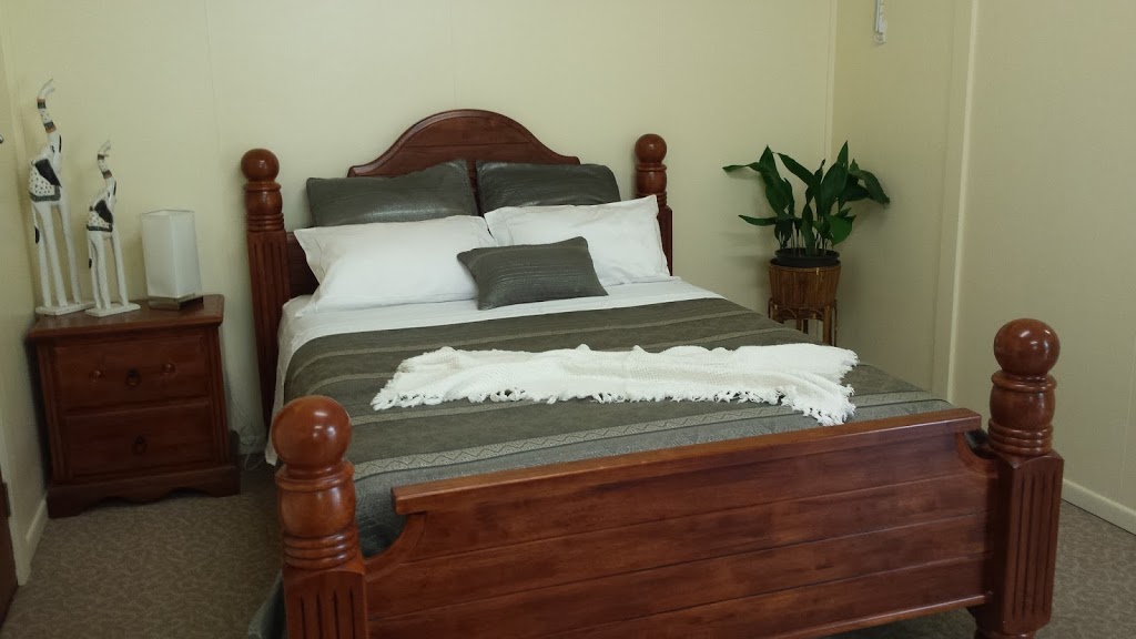 Bluegrass BnB | lodging | 33 Gunsynd Grove, Branyan QLD 4670, Australia | 0414690309 OR +61 414 690 309