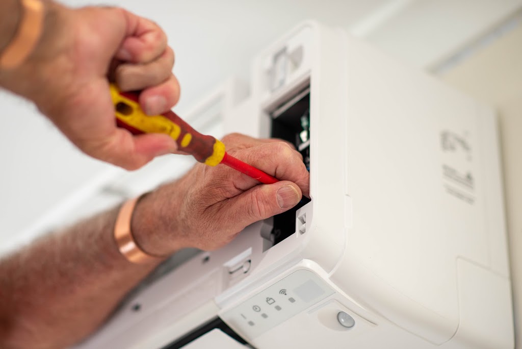 McPherson Electrical and Air Conditioning | 6 Naranga Cres, Frankston VIC 3199, Australia | Phone: 0438 421 977