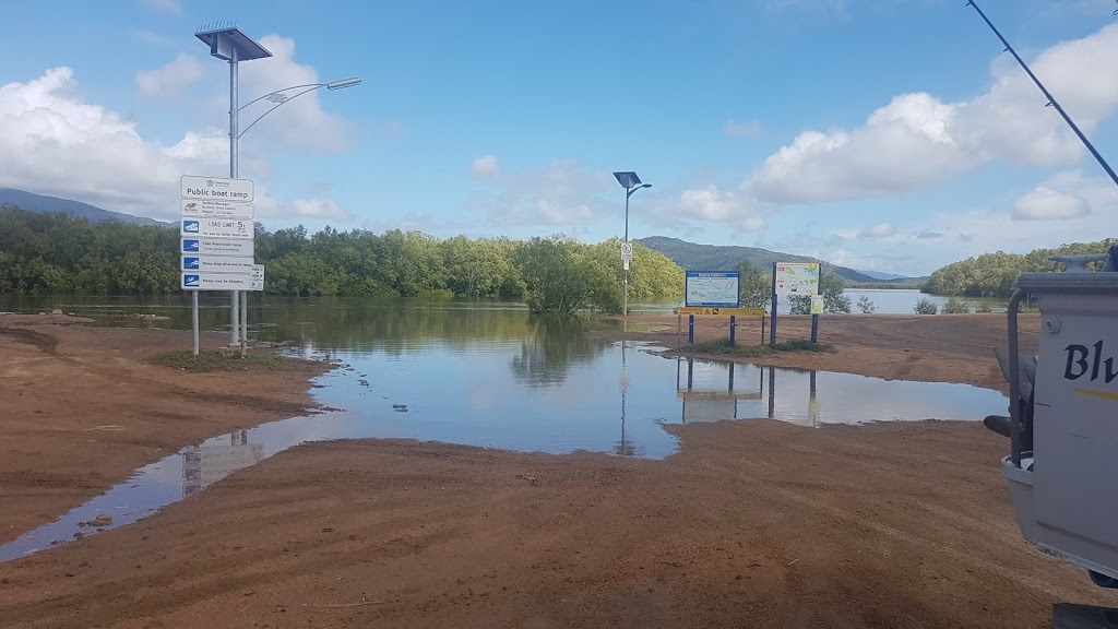 Bowling Green Bay Conservation Park | Cromarty QLD 4809, Australia