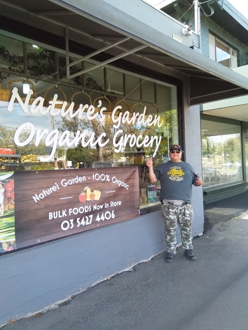 Natures Garden Organic Grocery | 81 High St, Woodend VIC 3442, Australia | Phone: (03) 5427 4406