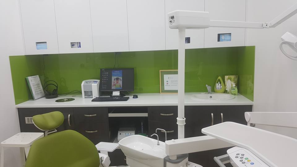 New Farm Dental Lounge | dentist | 12/900 Brunswick St, New Farm QLD 4005, Australia | 1800044099 OR +61 1800 044 099