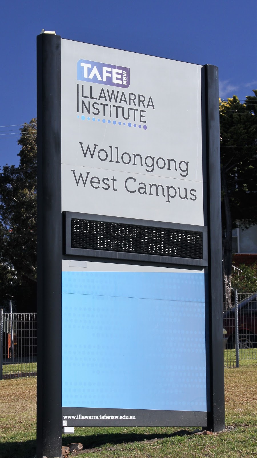 TAFE NSW - Wollongong West | university | 36 Gladstone Ave, Wollongong NSW 2500, Australia | 131601 OR +61 131601
