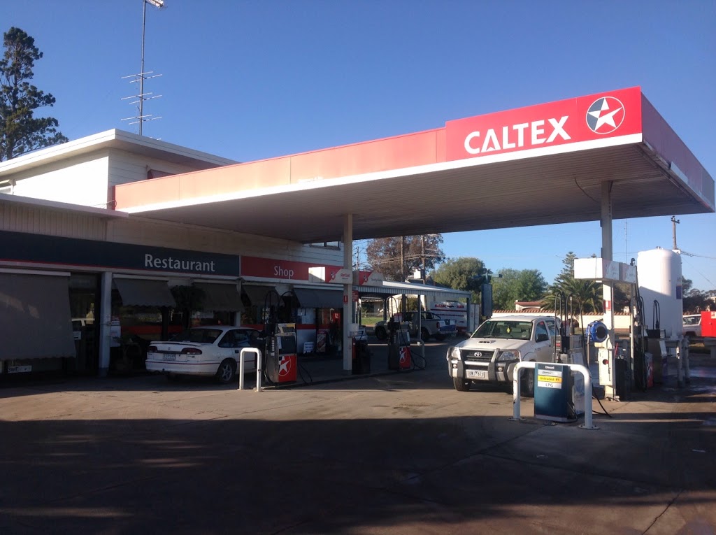 Caltex Ouyen | gas station | 15 Farrell St, Ouyen VIC 3490, Australia | 0350921340 OR +61 3 5092 1340