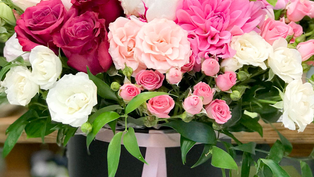 That Pretty Market - Florist Flower delivery 7 days & Gifts | florist | Shop 3 G02 Capri on Via, aroma, 15 Via Roma, Surfers Paradise QLD 4217, Australia | 0755610462 OR +61 7 5561 0462