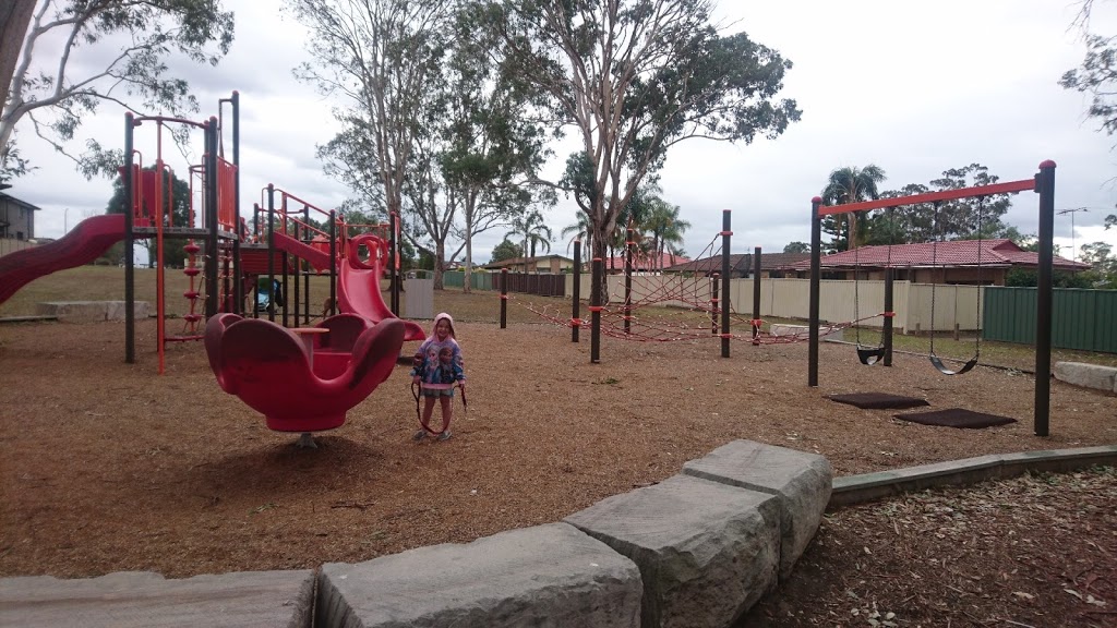 Hyacinth Park | park | 27 Hyacinth Ave, Macquarie Fields NSW 2564, Australia | 0246454000 OR +61 2 4645 4000