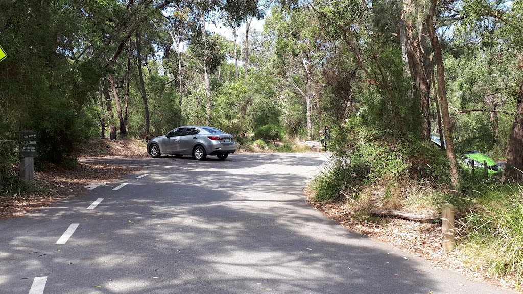 Valley Reserve Public Toilet | Toilet Block, 80 Waimarie Dr, Mount Waverley VIC 3149, Australia | Phone: (03) 9518 3555