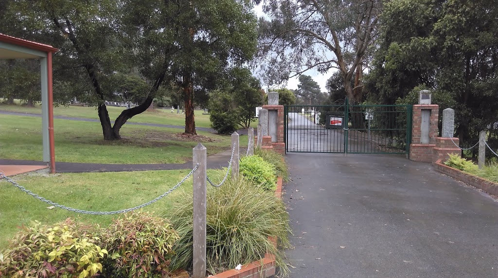 Healesville Cemetery | 182 Mt Riddell Rd, Healesville VIC 3777, Australia | Phone: 1300 022 298