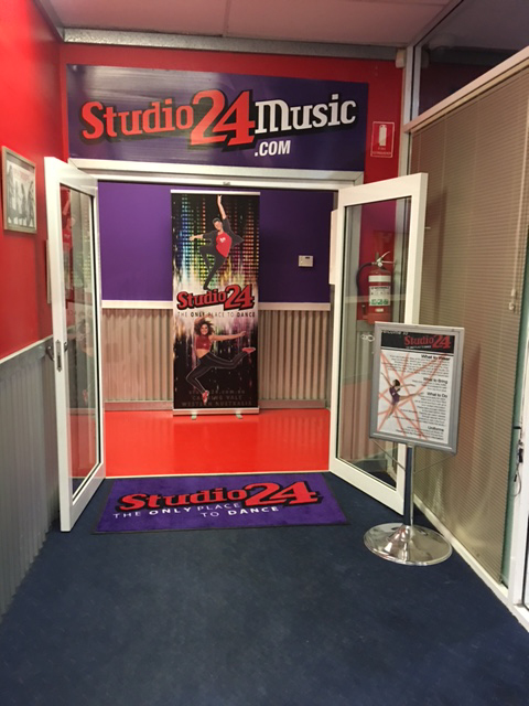 STUDIO 24 | 24/3 South St, Canning Vale WA 6155, Australia | Phone: (08) 9456 5555