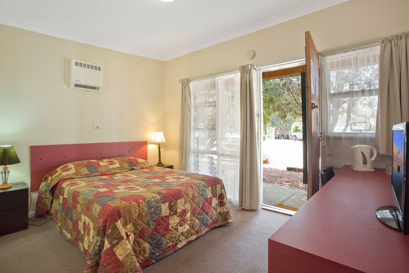 Narooma Motel | lodging | 243 Princes Hwy, Narooma NSW 2546, Australia | 0244763287 OR +61 2 4476 3287