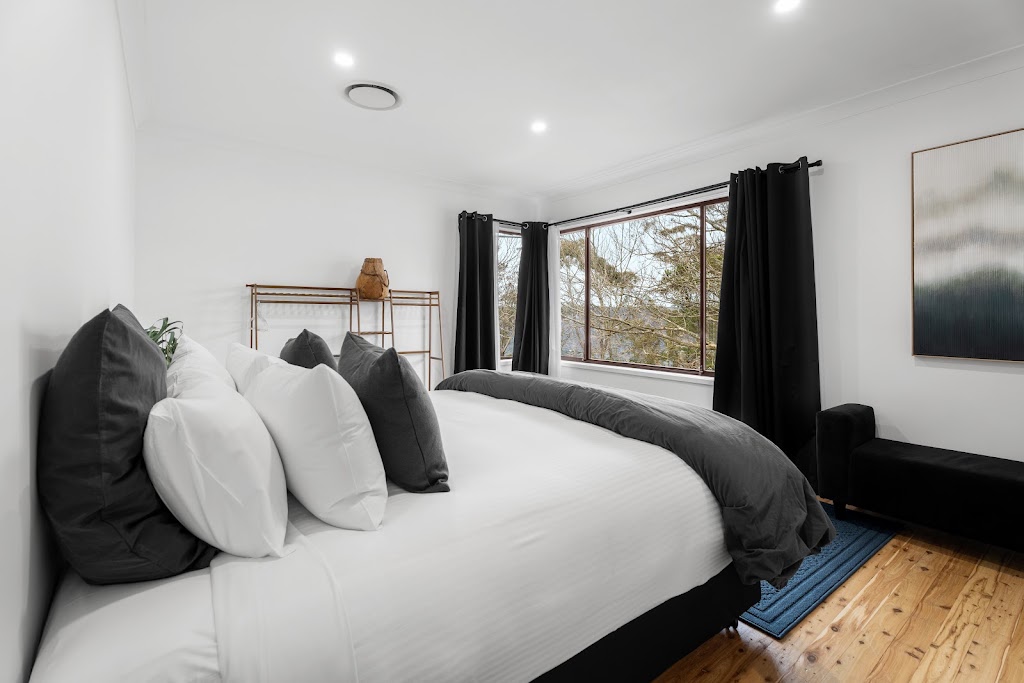 Montblu at Echo Point | 2 Cliff Dr, Katoomba NSW 2780, Australia | Phone: (02) 4782 3275