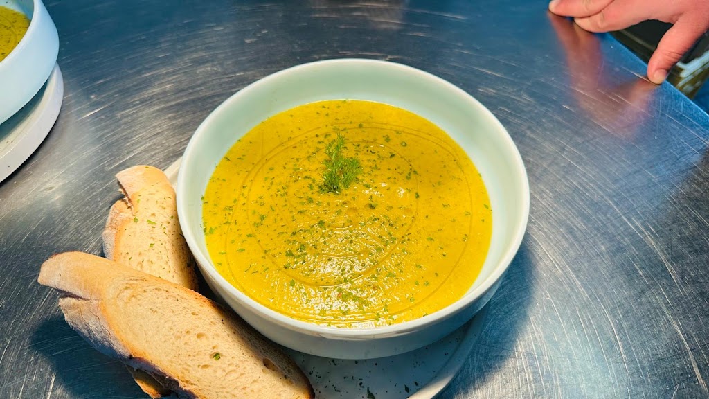 Bell Bird Cafe | 5 Bells Line of Rd, Mount Tomah NSW 2758, Australia | Phone: (02) 4400 9876