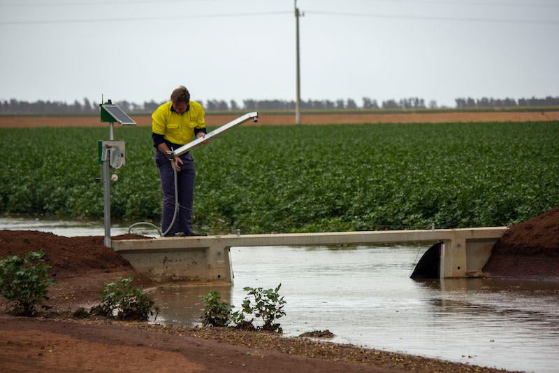 Padman Stops | food | 4948 Murray Valley Hwy, Strathmerton VIC 3641, Australia | 0358745282 OR +61 3 5874 5282