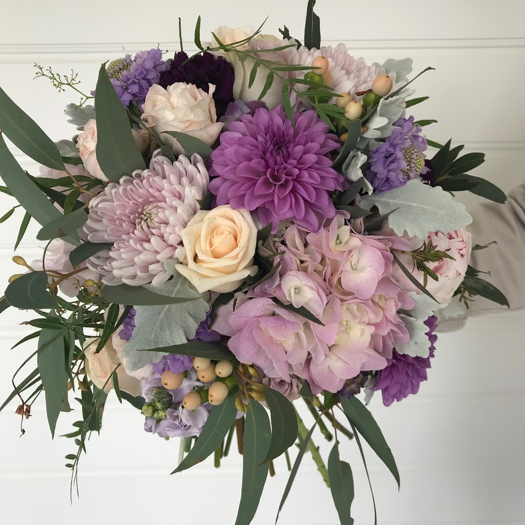 Hills Wedding Flowers | 1 Circa Boulevard, Baulkham Hills NSW 2153, Australia | Phone: (02) 8824 7200
