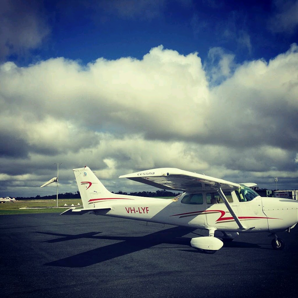 Echuca Airport | airport | Cessna Ct, Echuca VIC 3564, Australia | 0354812200 OR +61 3 5481 2200