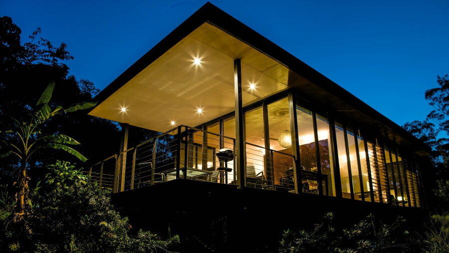 Glass on Glasshouse | 182 Glass House Woodford Rd, Glass House Mountains QLD 4518, Australia | Phone: (07) 5496 9608