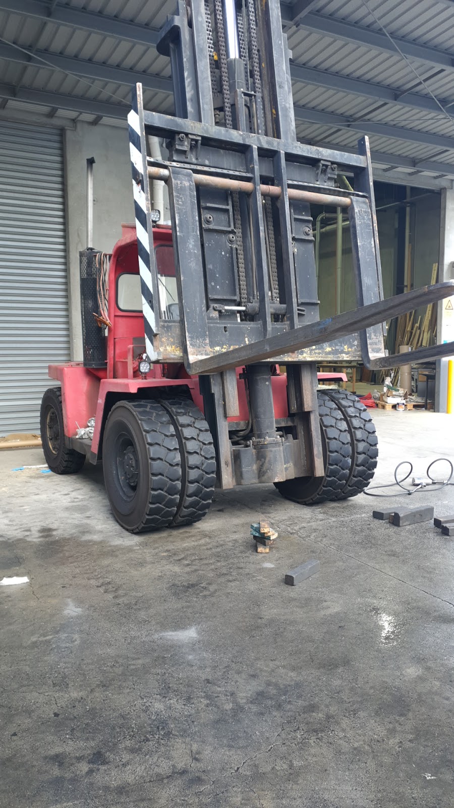 A & K Forklifts | Unit 2/37/41 Cooper St, Campbellfield VIC 3061, Australia | Phone: (03) 9308 5177