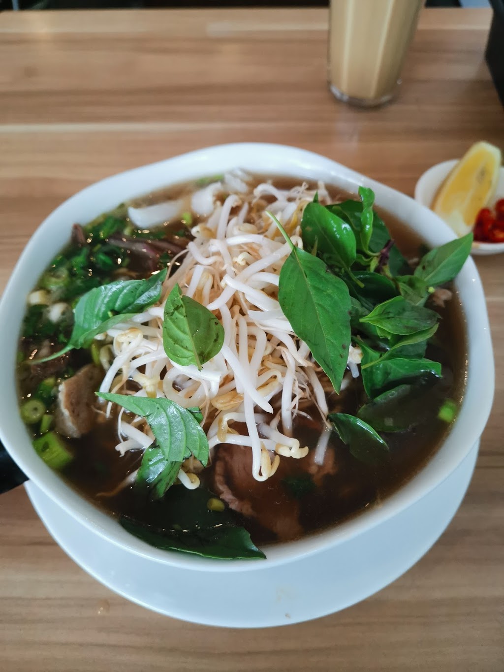 Hong Pho Vietnamese Restaurant | meal takeaway | 28 King St, Newtown NSW 2042, Australia | 0295173388 OR +61 2 9517 3388