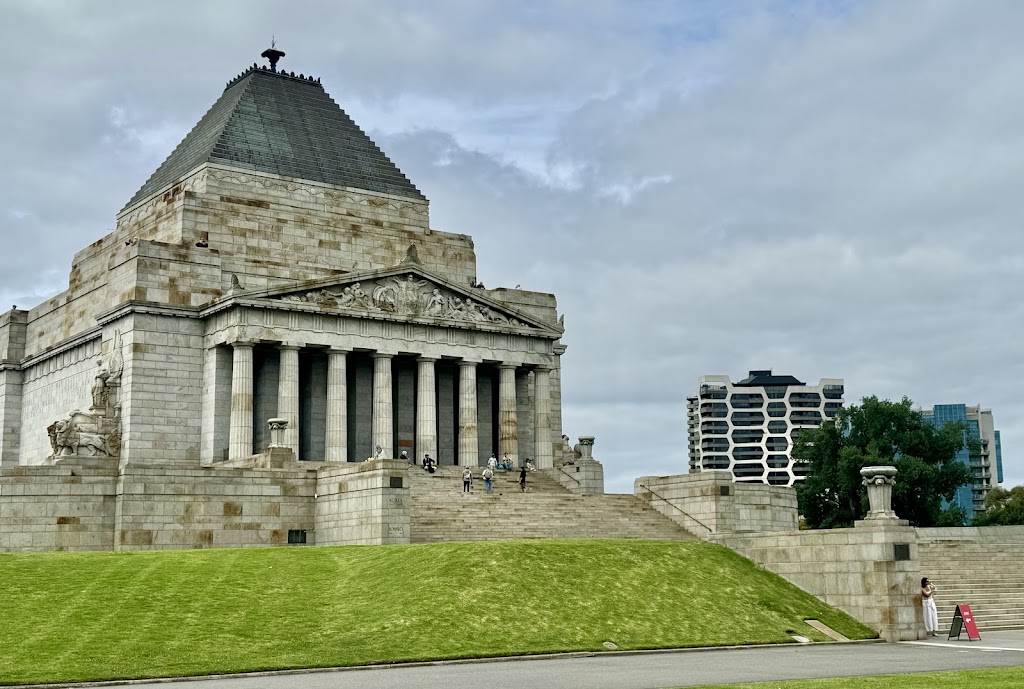 Nara Day Tour and Charter | 2 Landen Ave, Glen Waverley VIC 3150, Australia | Phone: 0407 634 075