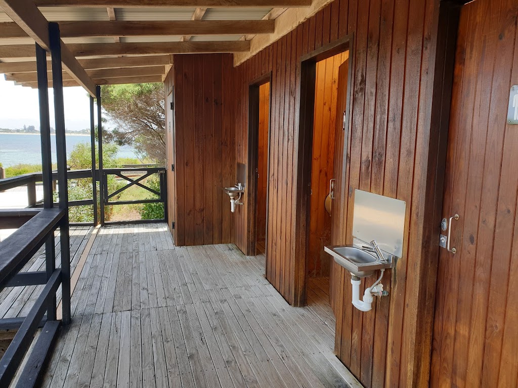 Penguin Island Public Toilet and Change Room | Western Australia, Australia | Phone: (08) 9334 0333