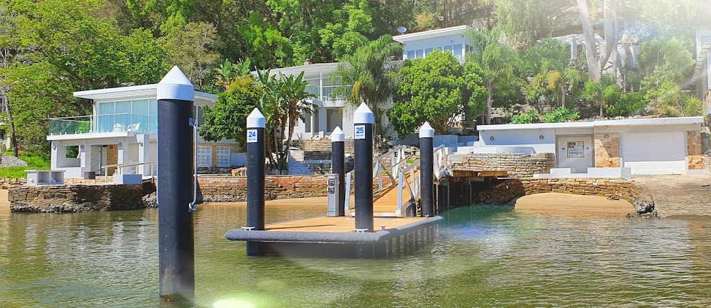 The Villa Boathouse | 24 Coba Point, Berowra Creek NSW 2082, Australia | Phone: 0422 990 978