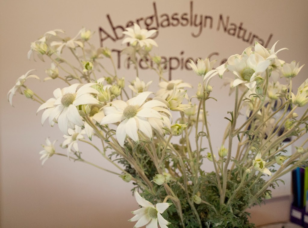 Aberglasslyn Natural Therapies Centre | health | 32 Aberglasslyn Rd, Rutherford NSW 2320, Australia | 0249327533 OR +61 2 4932 7533