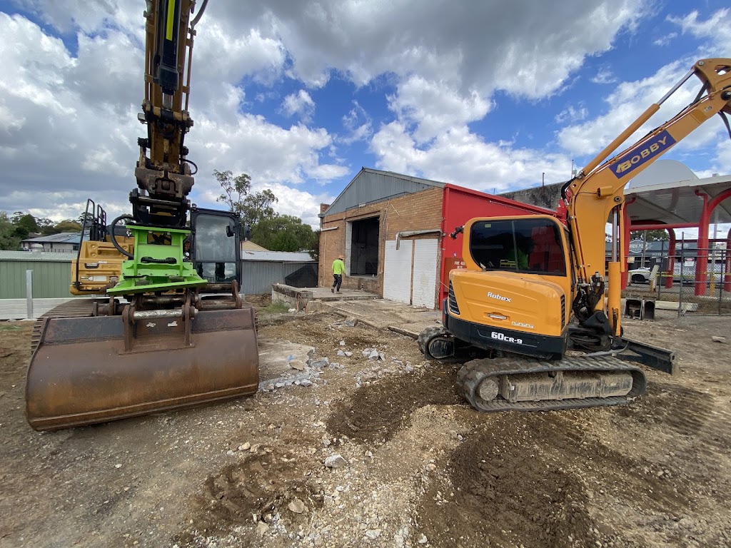 Bobby excavation and demolition | Maroondah Hwy, Croydon VIC 3136, Australia | Phone: 0424 998 091