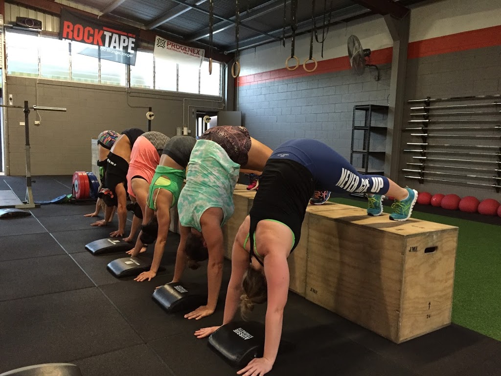 CrossFit Caloundra | gym | 156 Grigor St, Moffat Beach QLD 4551, Australia | 0403090511 OR +61 403 090 511