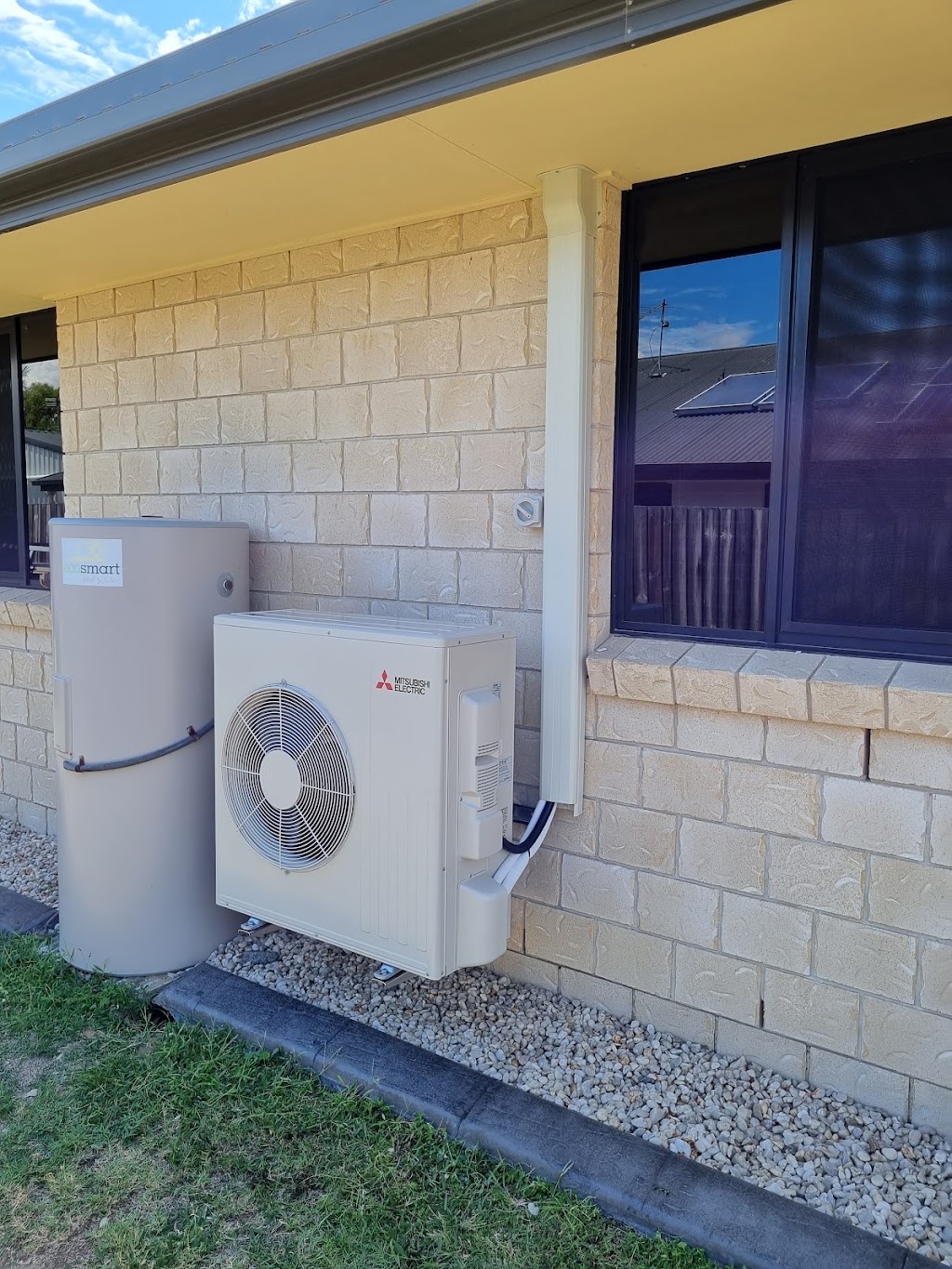 Optimised Power | 9 Dixon Ct, Beachmere QLD 4510, Australia | Phone: 0433 563 133
