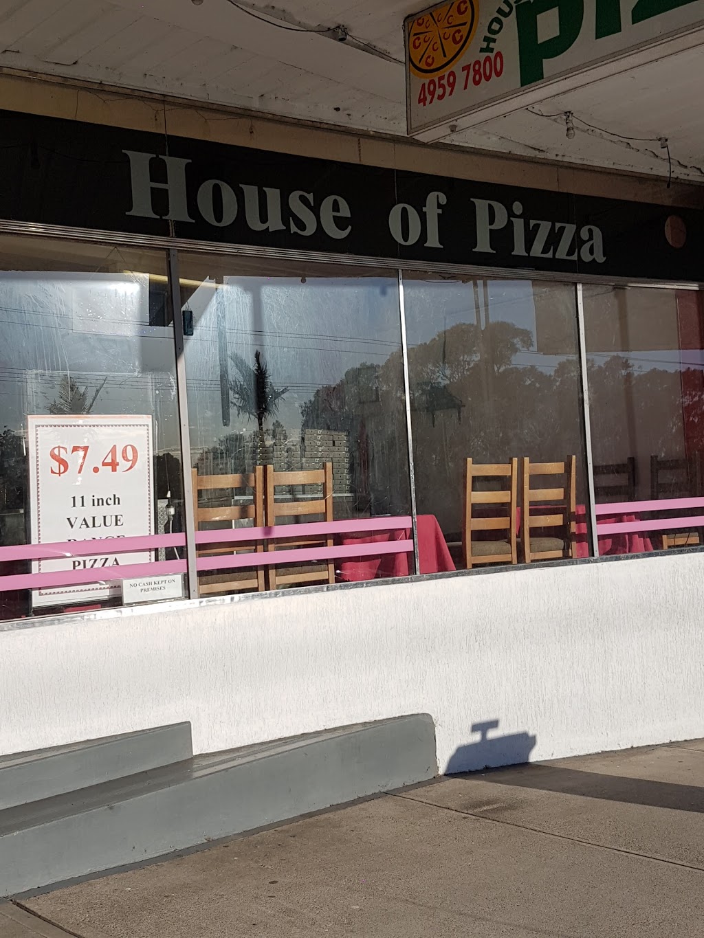 House of Pizza | 274 Main Rd, Fennell Bay NSW 2283, Australia | Phone: (02) 4959 7800