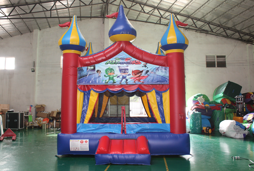 Leapfrog jumping castle hire | Duce Ct, Upper Coomera QLD 4205, Australia | Phone: 0499 280 287