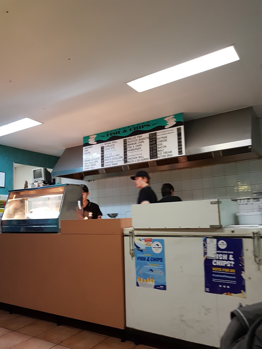 Ellenbrook Fish & Chips | meal takeaway | Woodlake Village Shpng Cntr, Woodlake Blvd, Ellenbrook WA 6069, Australia | 0892967064 OR +61 8 9296 7064