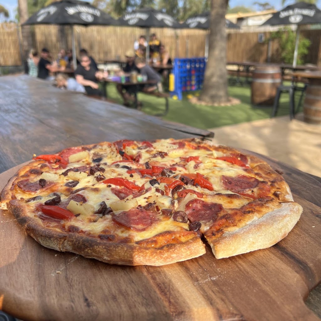 Mr Papis Pizza Boulder | 140 Burt St, Boulder WA 6432, Australia | Phone: (08) 9093 2076