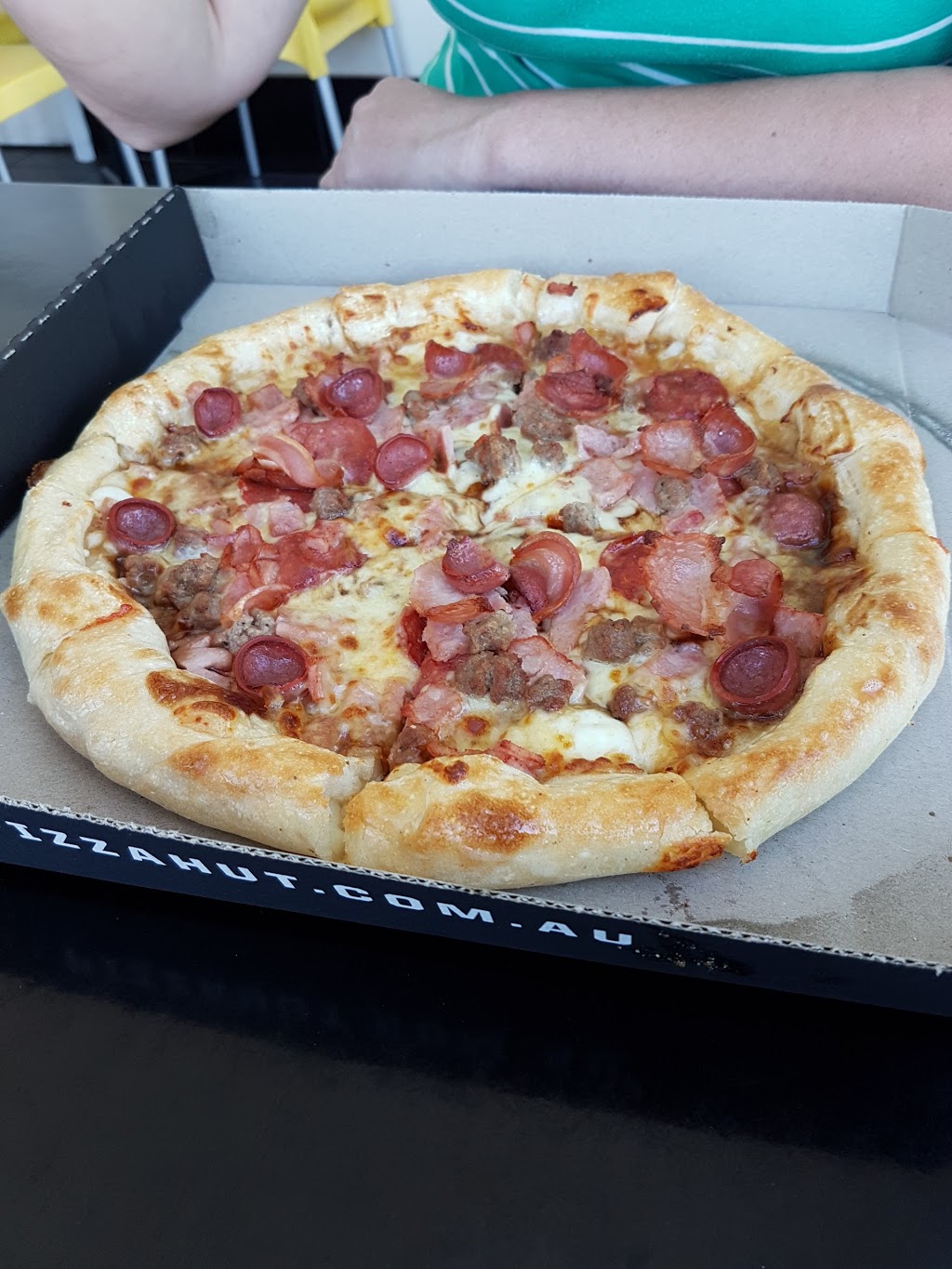 Pizza Hut Bathurst | meal delivery | Shop 1/52 Durham St, Bathurst NSW 2795, Australia | 131166 OR +61 131166