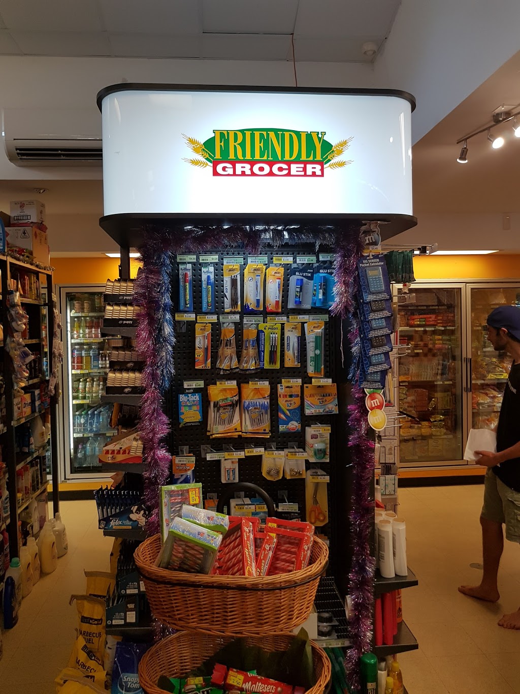 Yowie Bay Friendly Grocer | store | 52 Forest Rd, Miranda NSW 2228, Australia | 0295427277 OR +61 2 9542 7277