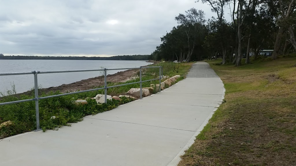 Lake Munmorah Walking Path | park | Unnamed Road, Lake Munmorah NSW 2259, Australia