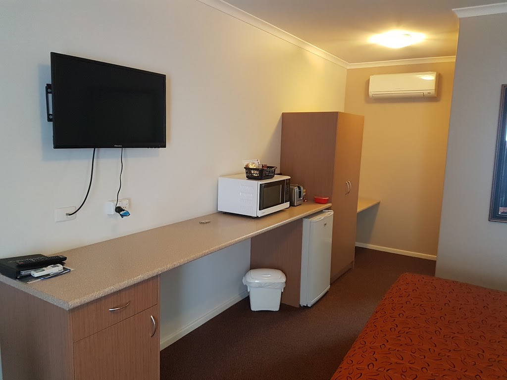 Augusta Courtyard Motel | lodging | 10 Eyre Hwy, Port Augusta SA 5700, Australia | 0886423622 OR +61 8 8642 3622