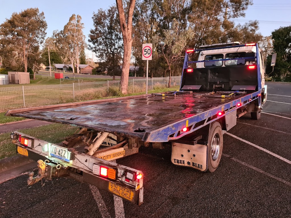 Blue Tongue Towing | 16 Fielding Rd, College View QLD 4343, Australia | Phone: 0476 117 729