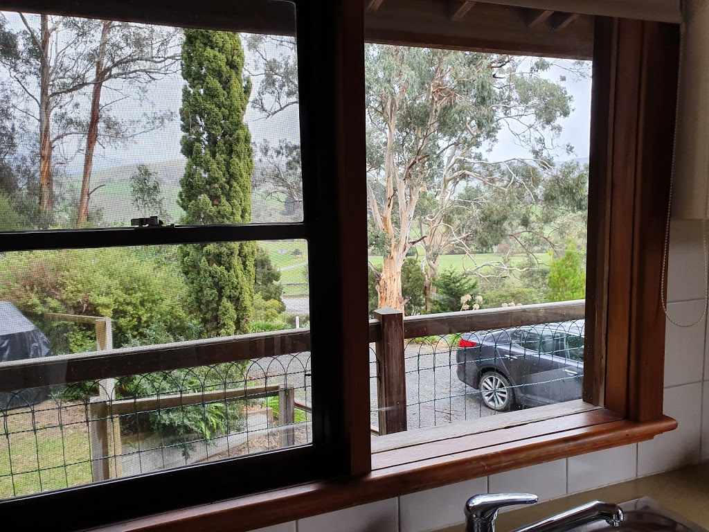 Sea Valley Cottages | lodging | 3 Telfords Access, Apollo Bay VIC 3233, Australia | 0352377094 OR +61 3 5237 7094