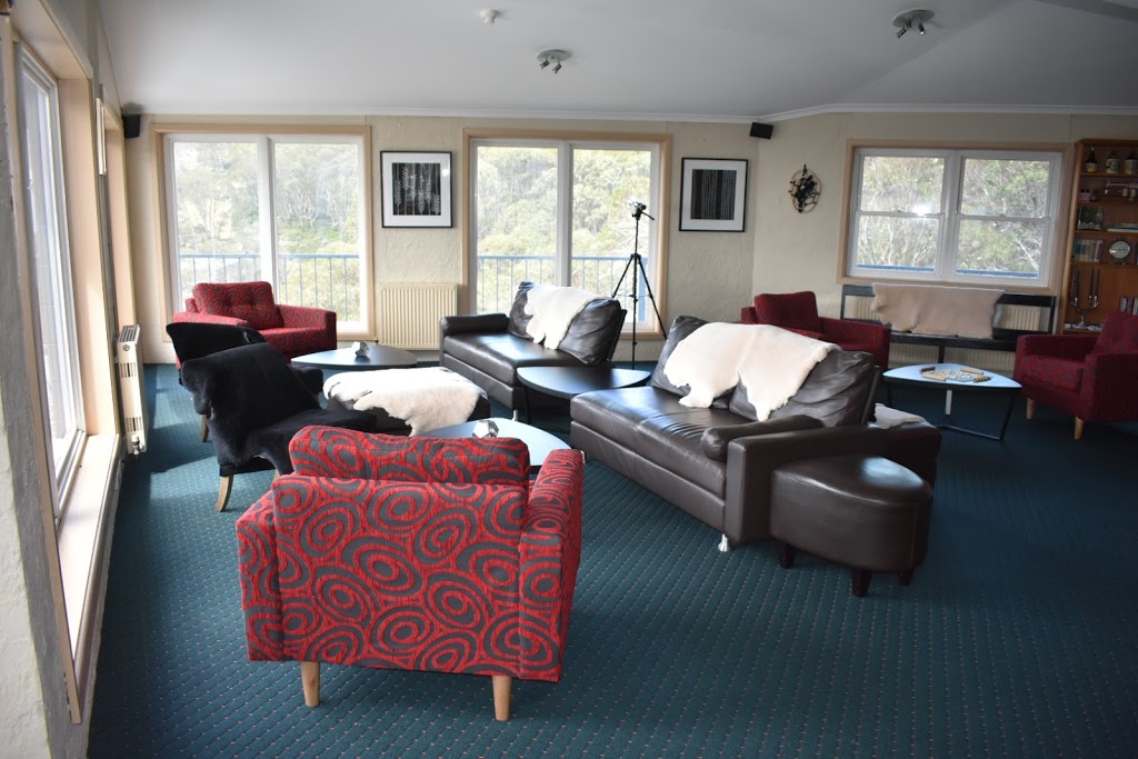 Attunga Alpine Lodge & Apartments | lodging | 10 Arlberg St, Falls Creek VIC 3699, Australia | 0357583255 OR +61 3 5758 3255