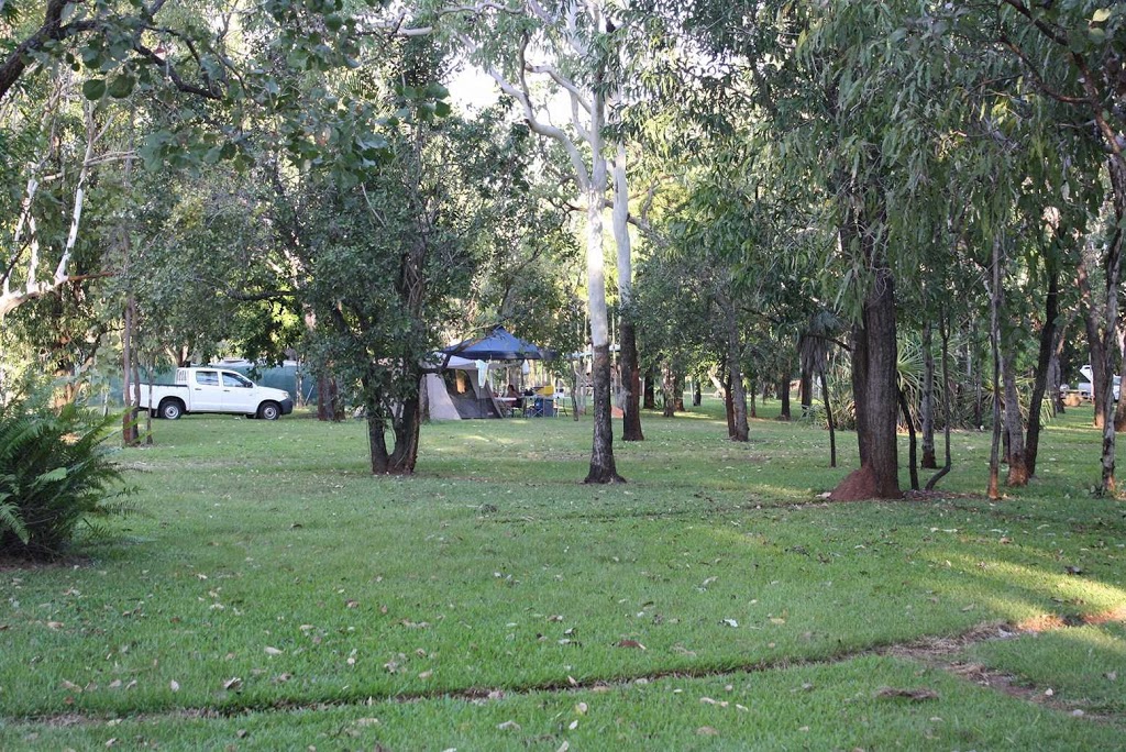 Batchelor Holiday Park | rv park | 37 Rum Jungle Rd, Batchelor NT 0845, Australia | 0889760166 OR +61 8 8976 0166