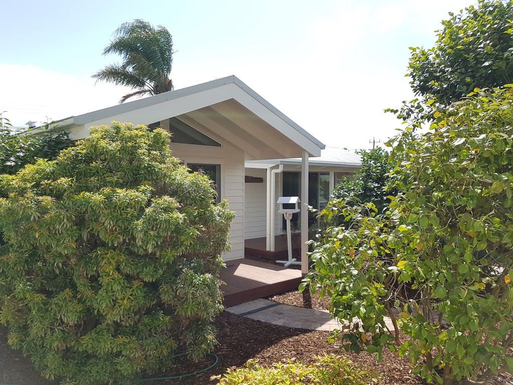 Alkira Garden Studio Accommodation Leongatha | 90 McCartin St, Leongatha VIC 3953, Australia | Phone: 0467 274 872