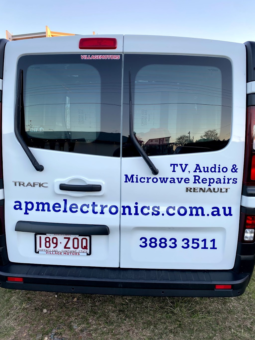 APM Electronics | 253 Oxley Ave, Margate QLD 4019, Australia | Phone: (07) 3883 3511