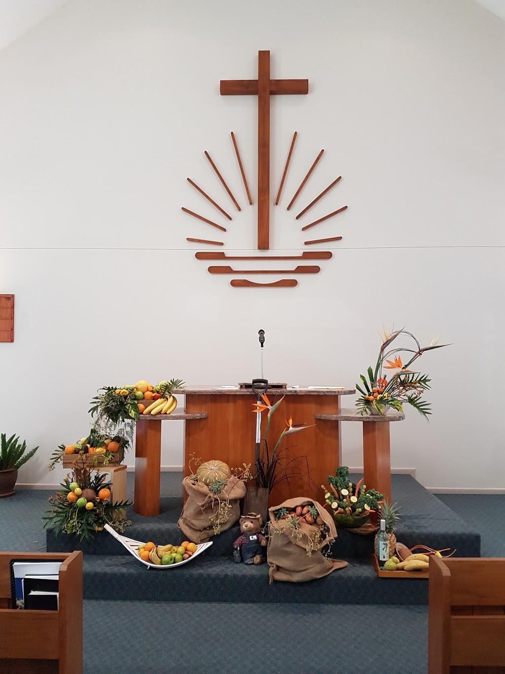 New Apostolic Church | church | 53 Village Way, Little Mountain, Caloundra QLD 4551, Australia | 0734800400 OR +61 7 3480 0400