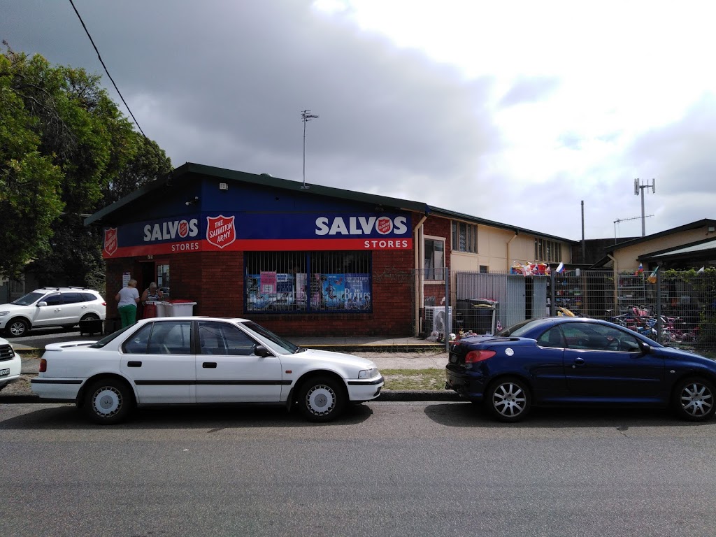 Salvos Stores Woy Woy | store | 74 Rawson Rd, Woy Woy NSW 2256, Australia | 0243431104 OR +61 2 4343 1104