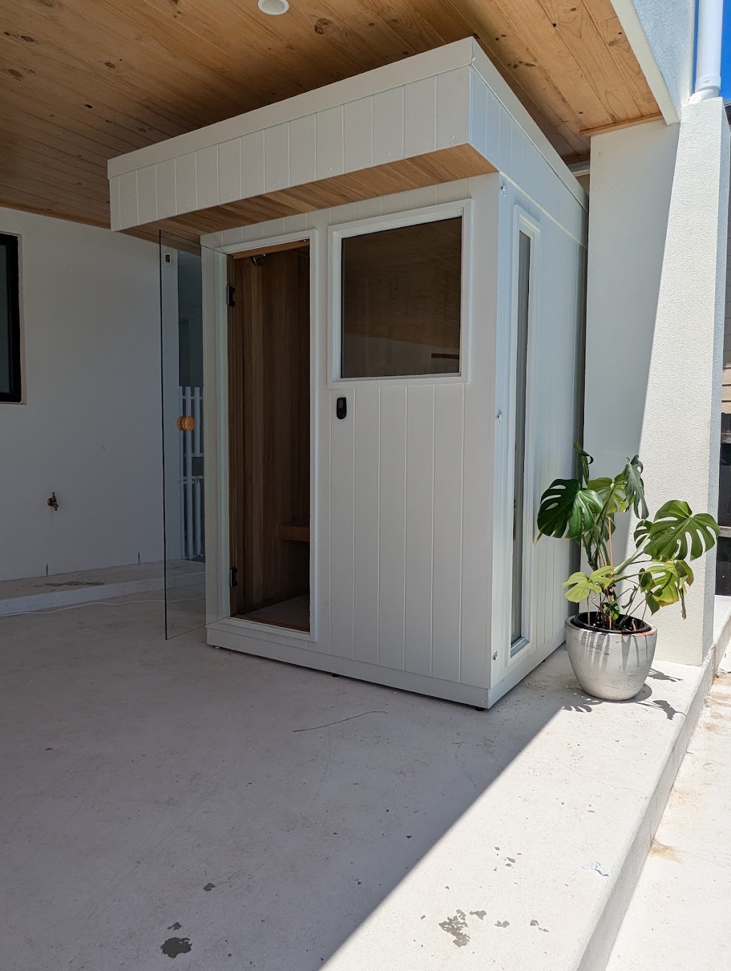 Southern Cross Saunas | 66 Swan St, Morpeth NSW 2321, Australia | Phone: 0403 599 223