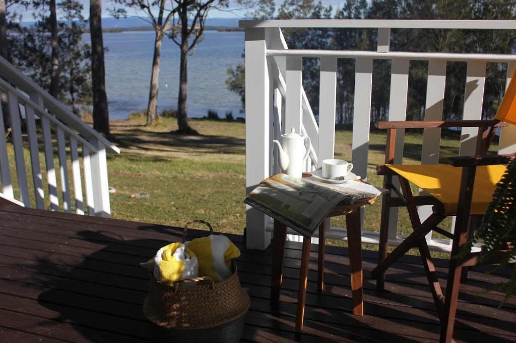 B & B on the Water | 218 Loralyn Ave, Sanctuary Point NSW 2540, Australia | Phone: 0432 068 696