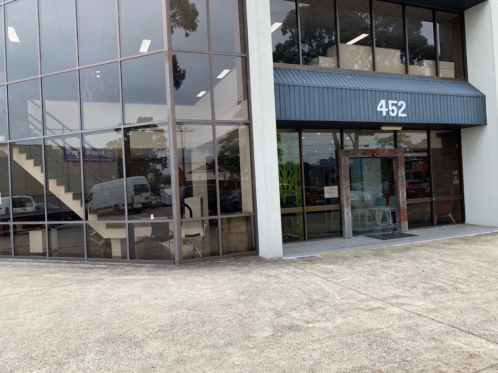 Furniture At Work | furniture store | 452 Victoria St, Wetherill Park NSW 2164, Australia | 1800329000 OR +61 1800 329 000