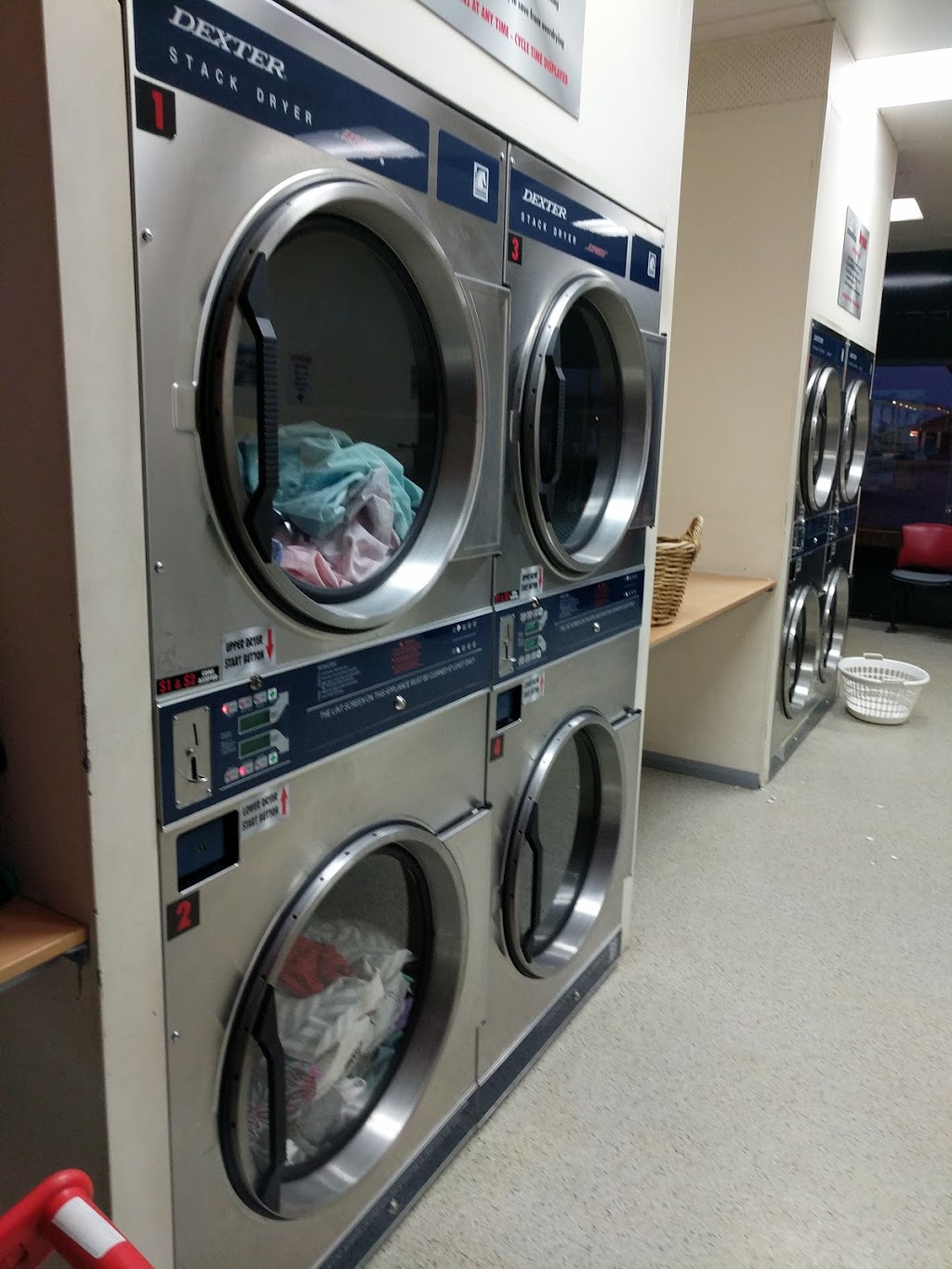 Aldinga Laundromat | laundry | Pridham Blvd, Aldinga Beach SA 5173, Australia | 0409092013 OR +61 409 092 013